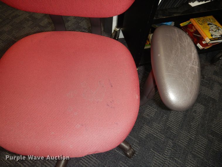 image for item JQ9804 (8) chairs