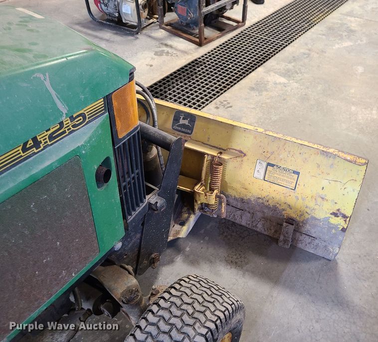 image for item JW9822 John Deere 425  lawn mower