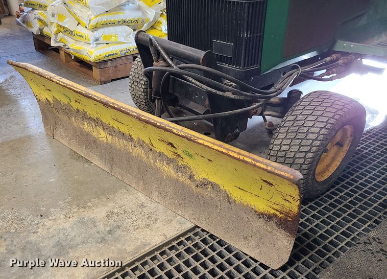 image for item JW9822 John Deere 425  lawn mower