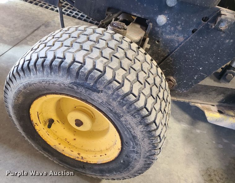 image for item JW9822 John Deere 425  lawn mower