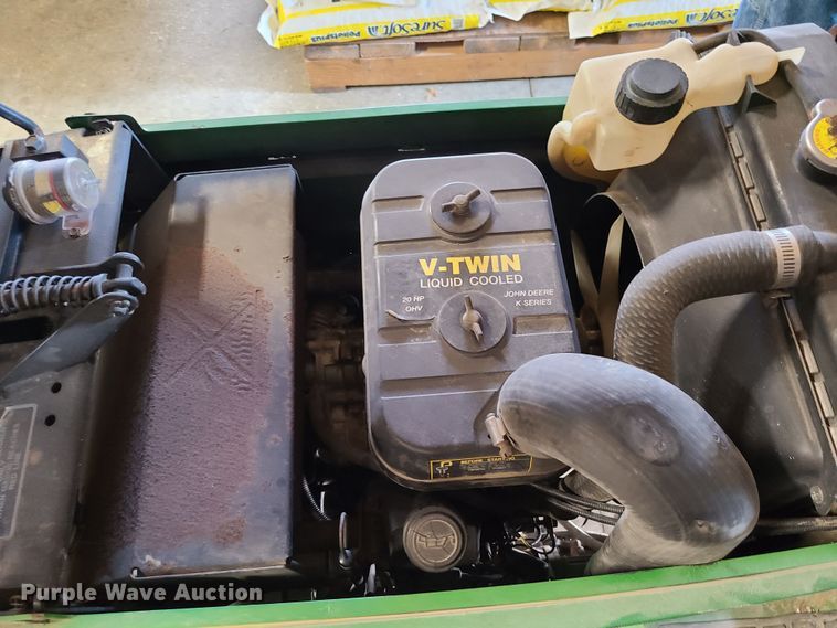 image for item JW9822 John Deere 425  lawn mower