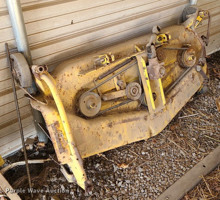 image for item JW9822 John Deere 425  lawn mower