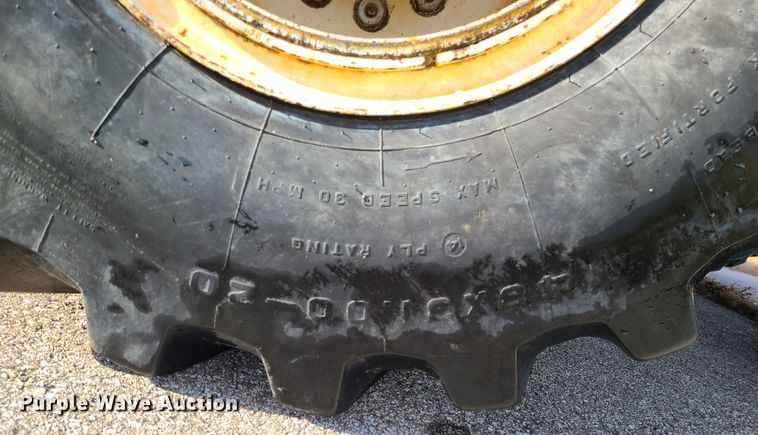 image for item JW9823 1995 Ford L8000  spreader truck