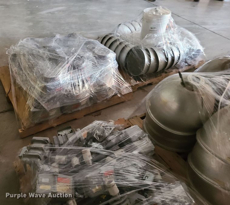 image for item JW9826 Approximately 87 lights