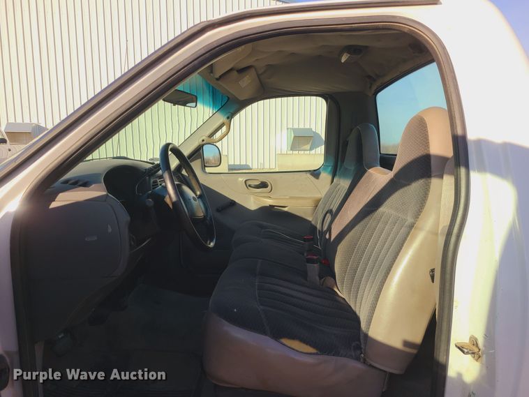 image for item JW9830 1999 Ford F150  pickup truck