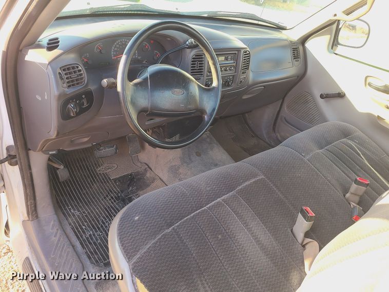 image for item JW9830 1999 Ford F150  pickup truck