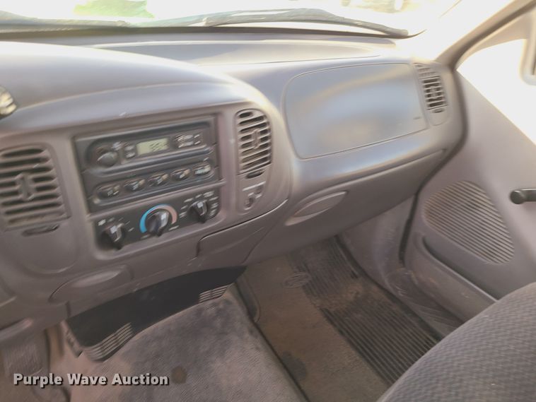 image for item JW9830 1999 Ford F150  pickup truck