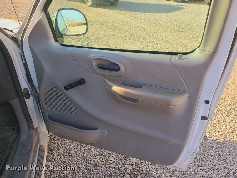 image for item JW9830 1999 Ford F150  pickup truck