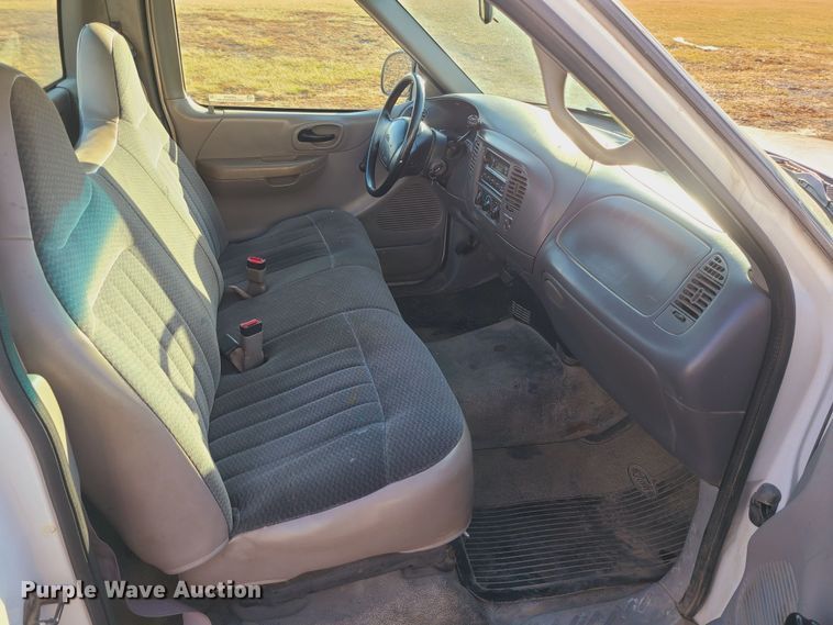 image for item JW9830 1999 Ford F150  pickup truck