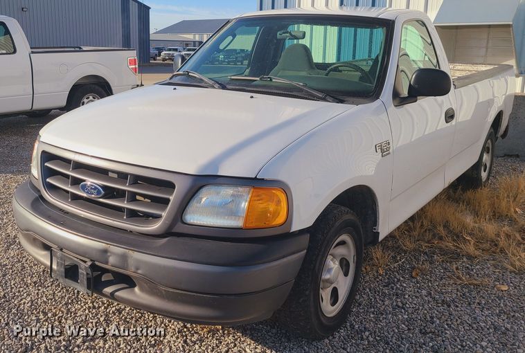 image for item JW9831 2004 Ford F150  pickup truck