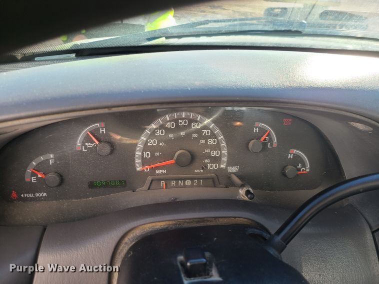 image for item JW9831 2004 Ford F150  pickup truck