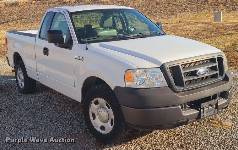 image for item JW9832 2005 Ford F150  SuperCab pickup truck