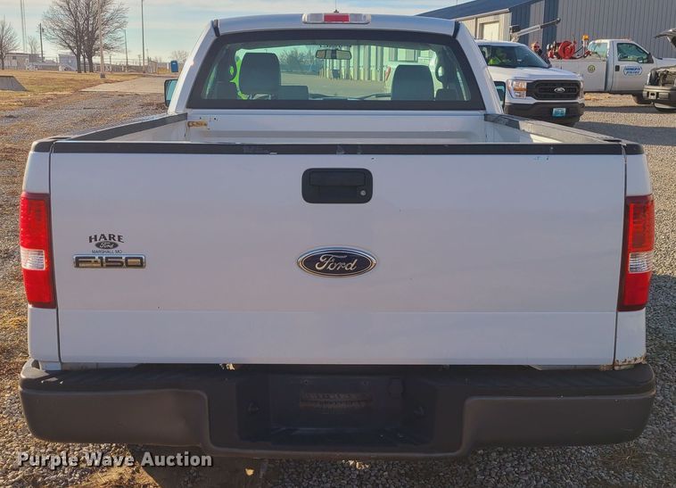 image for item JW9832 2005 Ford F150  SuperCab pickup truck