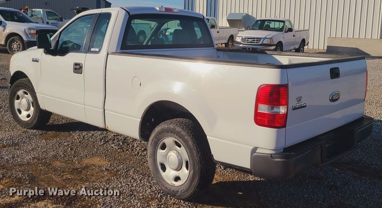 image for item JW9832 2005 Ford F150  SuperCab pickup truck