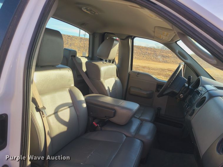 image for item JW9832 2005 Ford F150  SuperCab pickup truck