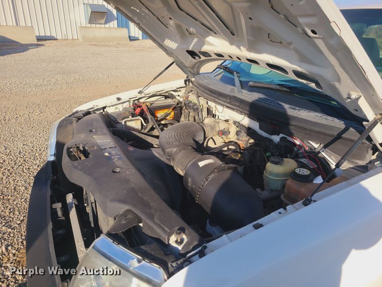 image for item JW9832 2005 Ford F150  SuperCab pickup truck