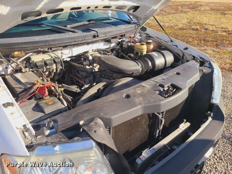 image for item JW9832 2005 Ford F150  SuperCab pickup truck