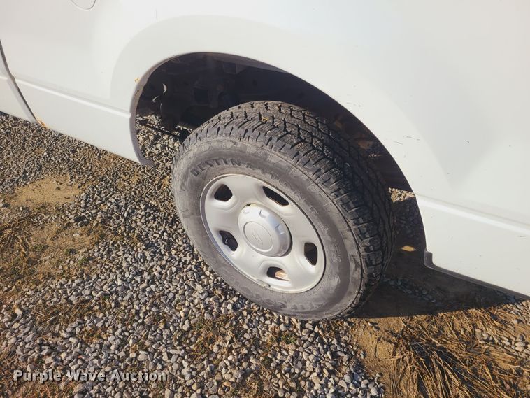 image for item JW9832 2005 Ford F150  SuperCab pickup truck