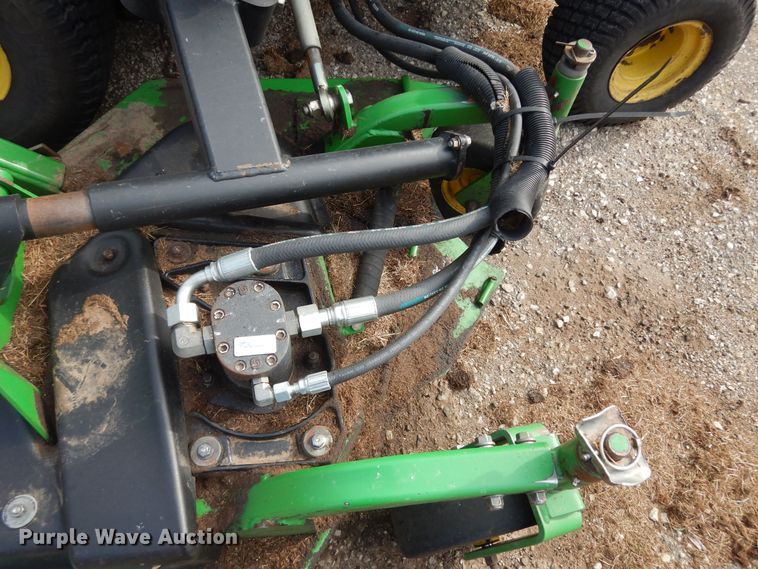 image for item KS9573 John Deere 1600 Series II  lawn mower