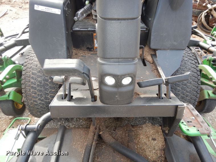 image for item KS9573 John Deere 1600 Series II  lawn mower