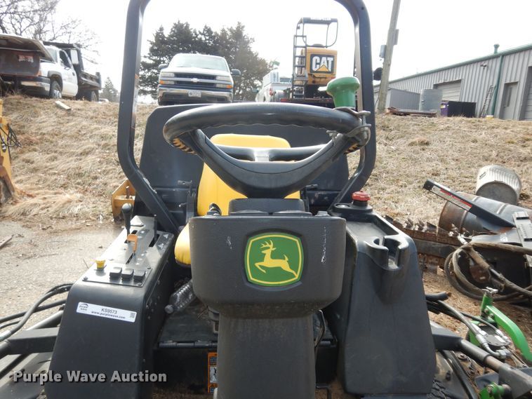 image for item KS9573 John Deere 1600 Series II  lawn mower