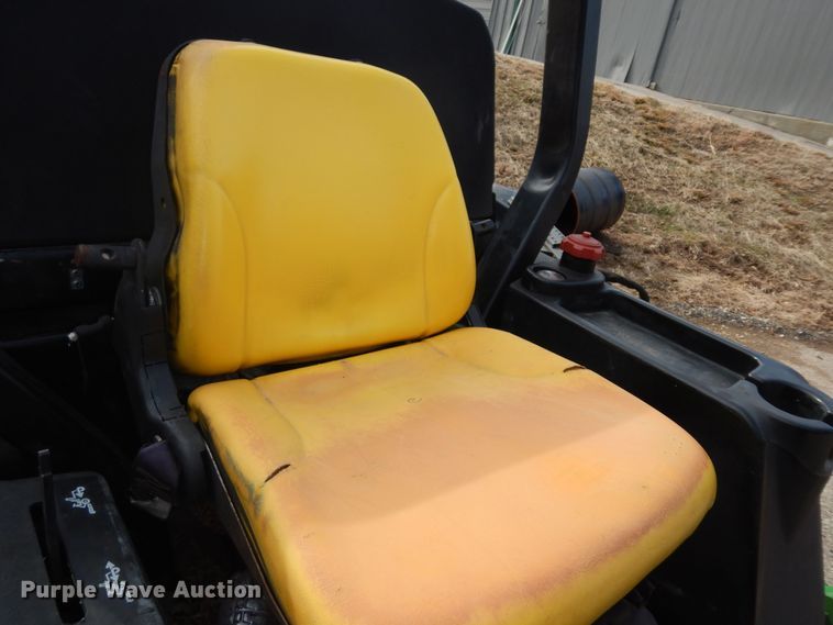 image for item KS9573 John Deere 1600 Series II  lawn mower