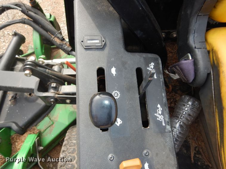 image for item KS9573 John Deere 1600 Series II  lawn mower