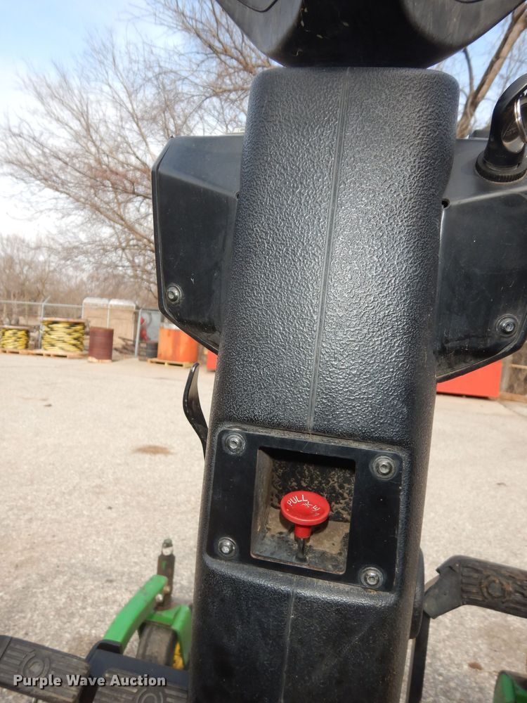 image for item KS9573 John Deere 1600 Series II  lawn mower