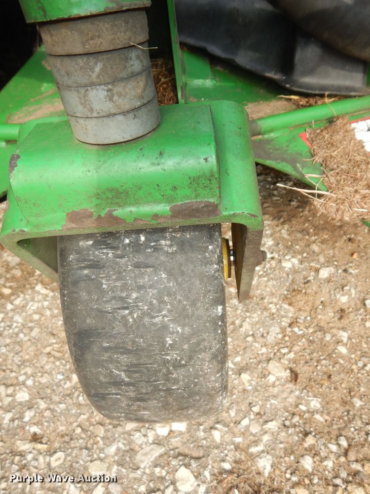 image for item KS9573 John Deere 1600 Series II  lawn mower