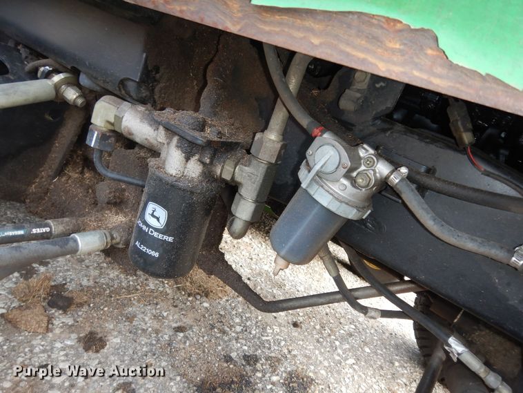 image for item KS9573 John Deere 1600 Series II  lawn mower