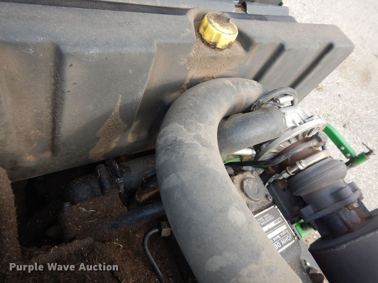 image for item KS9573 John Deere 1600 Series II  lawn mower