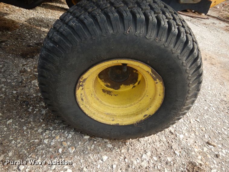 image for item KS9573 John Deere 1600 Series II  lawn mower