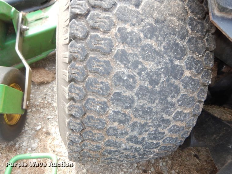 image for item KS9573 John Deere 1600 Series II  lawn mower