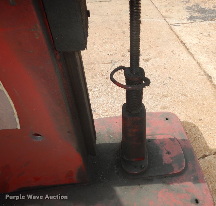 image for item KS9580 1957 Cincinnati LE  drill press