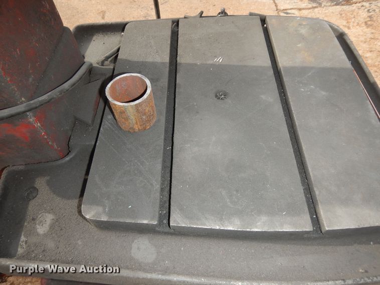 image for item KS9580 1957 Cincinnati LE  drill press