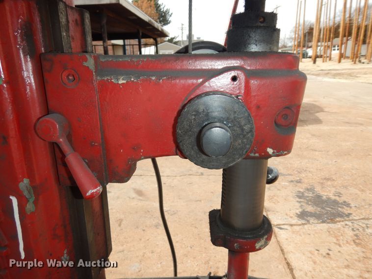 image for item KS9580 1957 Cincinnati LE  drill press