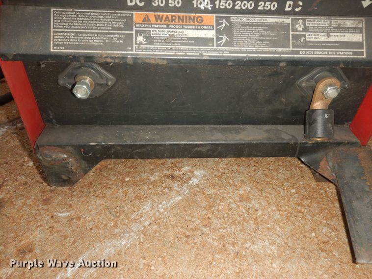 image for item KS9581 Lincoln Electric Idealarc 250  welder