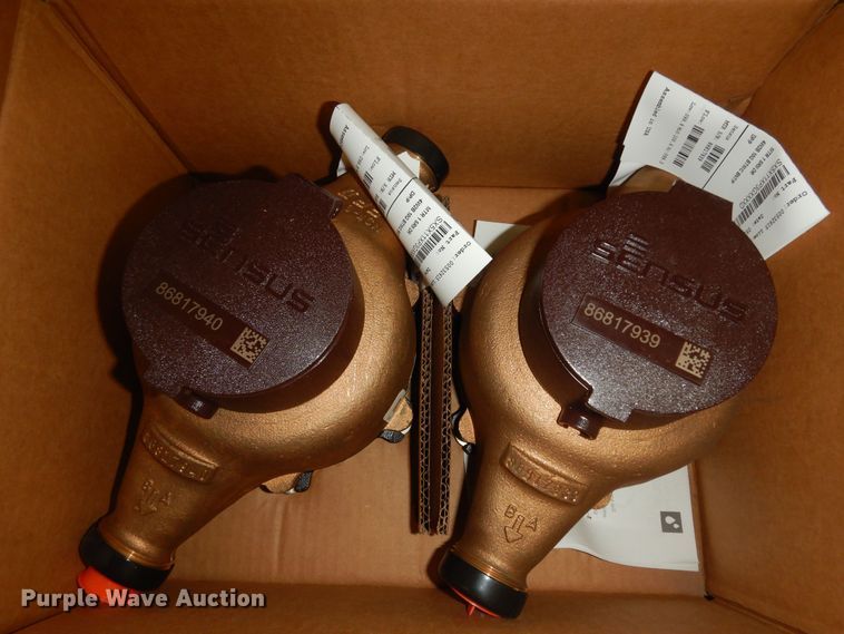 image for item KS9593 (11) Sensus 1" water meters