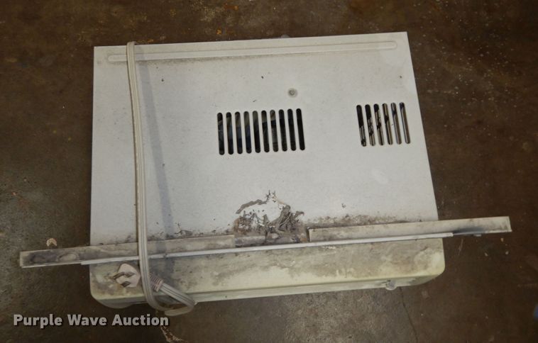 image for item KS9606 (2) Fedders window AC units