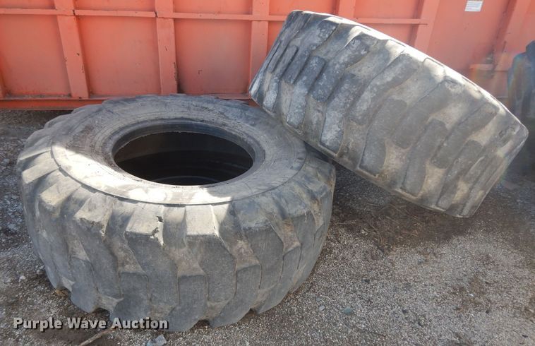 image for item KS9611 (4) Titan 20.5-25 tires