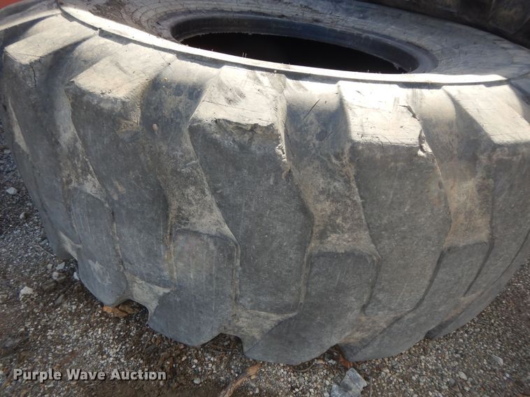 image for item KS9611 (4) Titan 20.5-25 tires