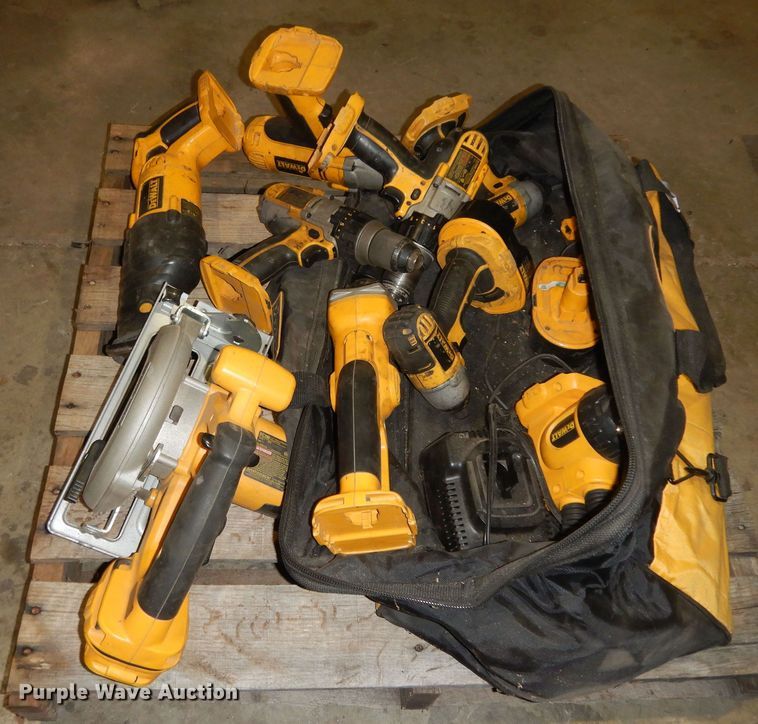 image for item KS9615 DeWalt 18V tools