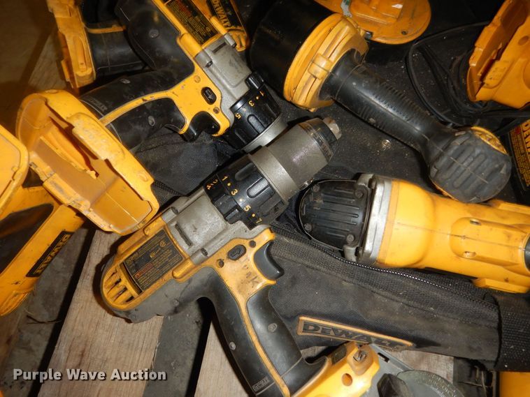 image for item KS9615 DeWalt 18V tools