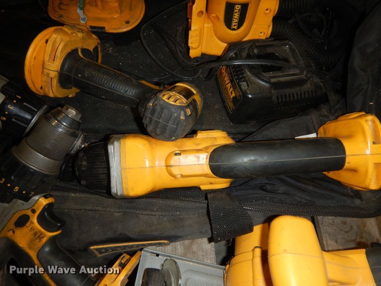 image for item KS9615 DeWalt 18V tools