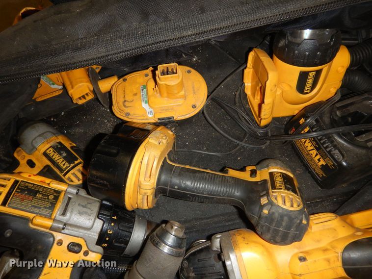 image for item KS9615 DeWalt 18V tools