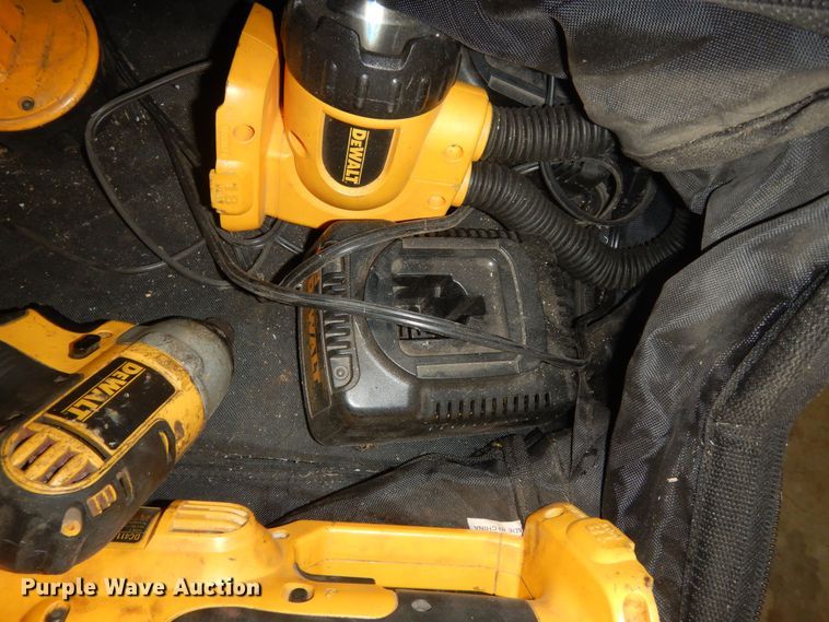 image for item KS9615 DeWalt 18V tools
