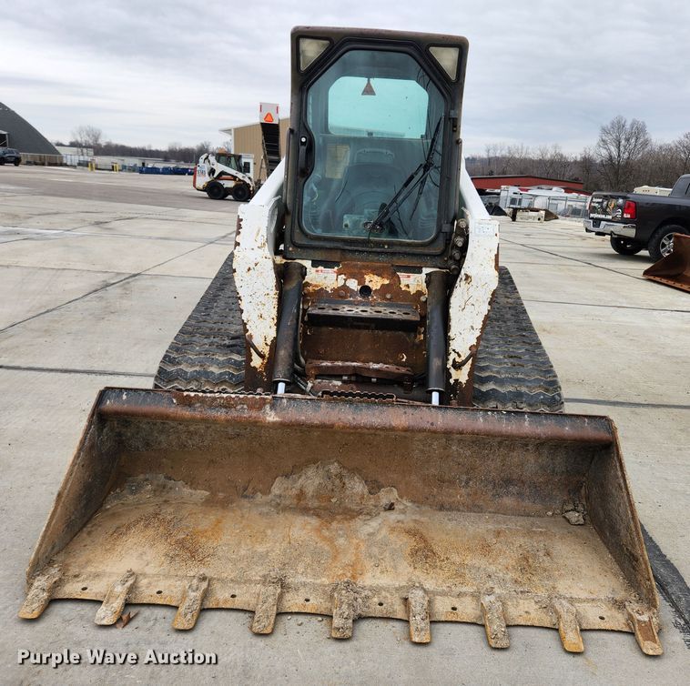 image for item KT9368 2008 Bobcat T250  skid steer loader