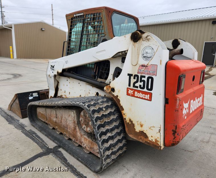 image for item KT9368 2008 Bobcat T250  skid steer loader