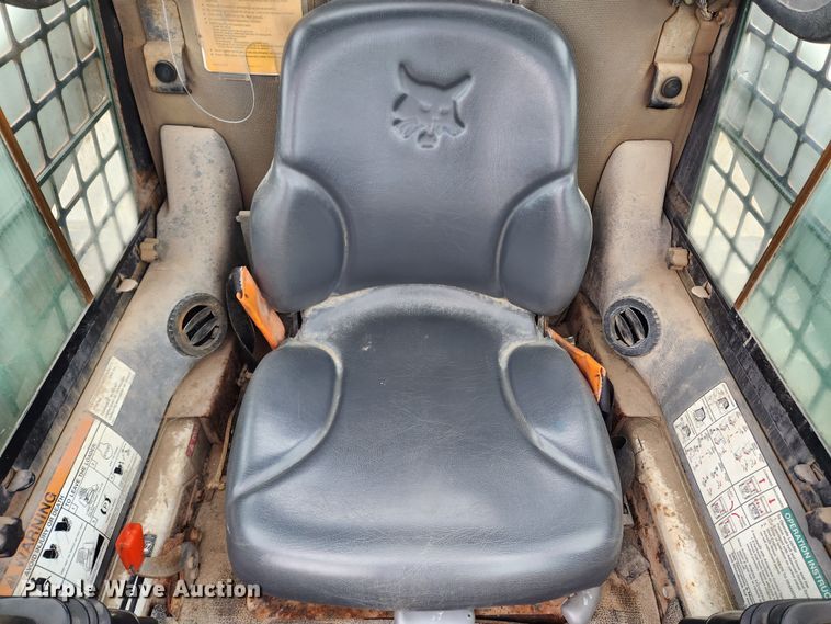 image for item KT9368 2008 Bobcat T250  skid steer loader