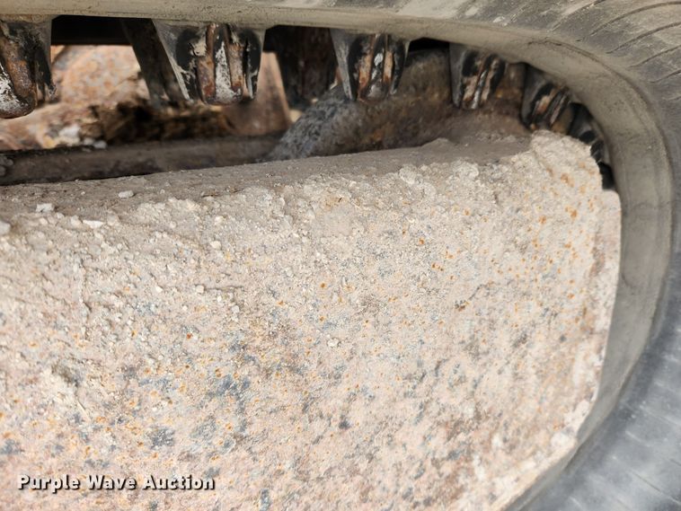 image for item KT9368 2008 Bobcat T250  skid steer loader